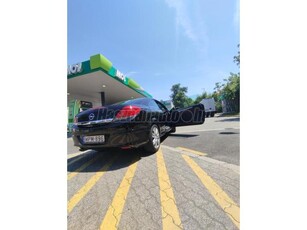 OPEL ASTRA H 1.9 CDTI GTC Cosmo