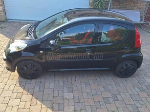 PEUGEOT 107 1.0 Move