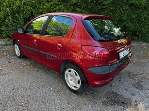 PEUGEOT 206 1.4 HDi Presence