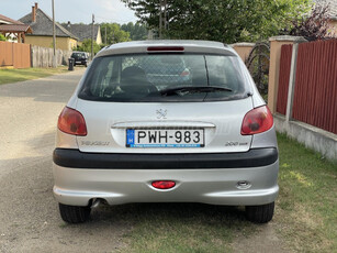 PEUGEOT 206 1.4 HDi Van