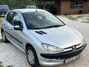 PEUGEOT 206 2.0 HDi ECO Presence