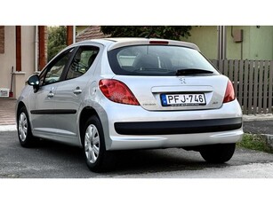 PEUGEOT 207 1.4 Trendy