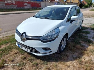 RENAULT CLIO 0.9 TCe Alizé Mo.-i. vezetett szervizkönyves