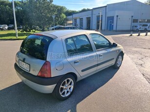 RENAULT CLIO 1.9 D RT