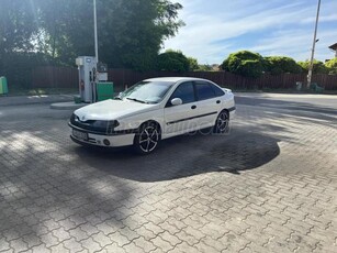 RENAULT LAGUNA 2.0 16V RXE