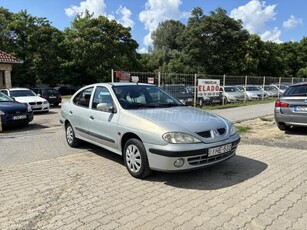 RENAULT MEGANE 1.4 16V Alize