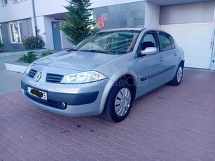 RENAULT MEGANE 1.6 16V Expression Komfort Vonóhorog!!!!