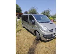 RENAULT TRAFIC 2.0 dCi L2H1P2 Passenger