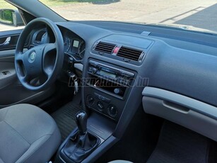 SKODA OCTAVIA 1.4 Ambiente