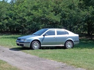 SKODA OCTAVIA 1.4 Tour