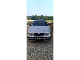 SKODA OCTAVIA 1.6 Classic