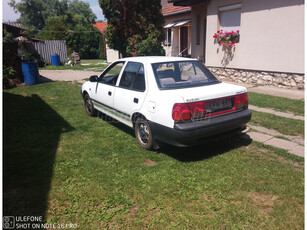 SUZUKI SWIFT Sedan 1.3 GL