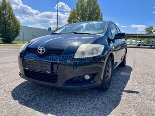 TOYOTA AURIS 1.4 Luna MEGKÍMÉLT ÁLLAPOT/ DIGIT KLÍMA/ VÁLTÓ ZÁR/ KÉT KULCS