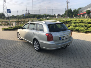 TOYOTA AVENSIS 2.0 Sol Executive