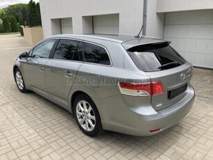 TOYOTA AVENSIS Wagon 1.8 Executive 176000KM GARANCIA SZERVIZKÖNYV TEMPOMAT ÜLÉS FŰTÉS