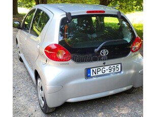 TOYOTA AYGO 1.0 AC