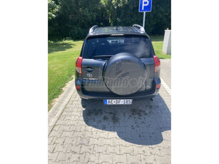 TOYOTA RAV 4 Rav4 2.2 D-4D 4x4