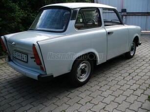 TRABANT 601