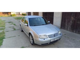 VOLKSWAGEN BORA 1.6 Comfortline 2003 275.000 KM KLÍMA FRISS MŰSZAKI VÁLTOZÁR 2DB KULCS SZÉP MEGKÍMÉLT ÁLLAPOTBAN