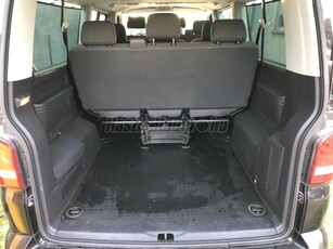 VOLKSWAGEN CARAVELLE 9 személyes kisbusz