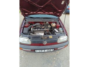 VOLKSWAGEN GOLF III 1.6 CL