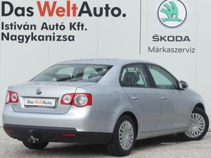 VOLKSWAGEN JETTA 1.6 Trendline 311e.km!