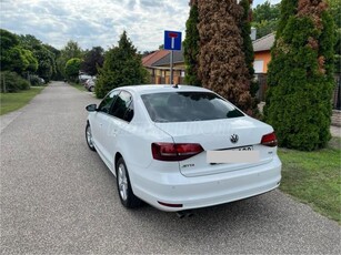 VOLKSWAGEN JETTA VI 1.4 TSI BMT Comfortline