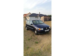 VOLKSWAGEN POLO 1.0 50 First