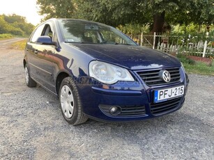 VOLKSWAGEN POLO IV 1.2 55 Trendline