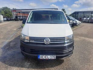 VOLKSWAGEN TRANSPORTER T6 Caravelle 2.0 TDI SCR BMT Trendline 4Motion DSG RT (9 személyes ) Szervizkönyv. Dupla tolóajtó