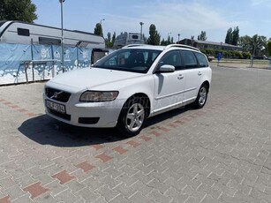 VOLVO V50 1.6 D Kinetic