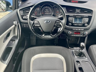 KIA PRO CEE'D 1.6 GDI EX / 2. Tulaj!/ 110eKm!/ Vezetett SZK!/ Megkímélt/ AUX-BT-USB/ Digit. klíma