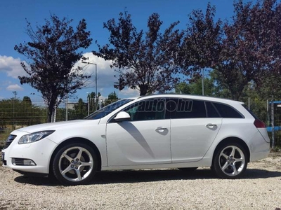 OPEL INSIGNIA ST 2.0 CDTi 160 LE 4x4 - NAVI - Bi-Xenon - FlexRide - el.cs.ajtó - FRISS SZERVIZ