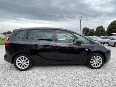 OPEL ZAFIRA TOURER 1.6 CDTI Active (7 személyes ) Végig vezetett szervizkönyv.Navi.Bluetooth.TolatóKamera.Fűtött Ülések.Vonóhorog