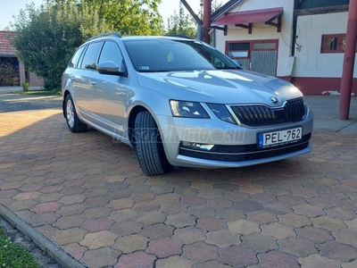 SKODA OCTAVIA Combi 2.0 CR TDI Style Euro 6