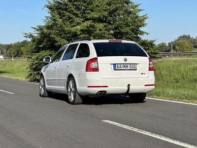 SKODA OCTAVIA Combi RS 2.0 CR TDI DSG DPF EU5 DSG. MULTIKORMÁNY. NAGY NAVI 204 LE /441 Nm !!!