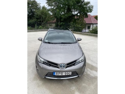 TOYOTA AURIS 1.8 HSD Lounge (Automata)