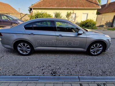 VOLKSWAGEN PASSAT VIII 2.0 TDI BMT SCR Highline DSG