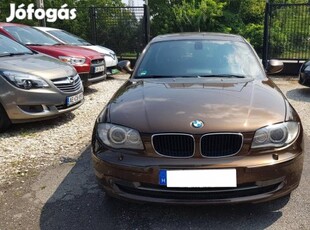 BMW 116d Auto Klíma.Bőr.Navi.Xenon.Szervizkönyv!