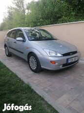 Ford focus eladó