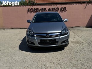 Opel Astra H Caravan 1.6 Cosmo Foglalózva