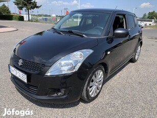 Suzuki Swift 1.2 GS AAC szervizkönyv.klíma.ülés...