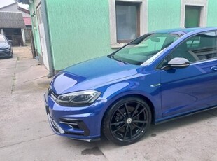 Volkswagen Golf VII 2.0 TSI R 4Motion DSG Magya...