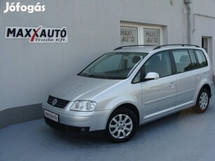 Volkswagen Touran 1.6 Trendline Lehonosított+TE...