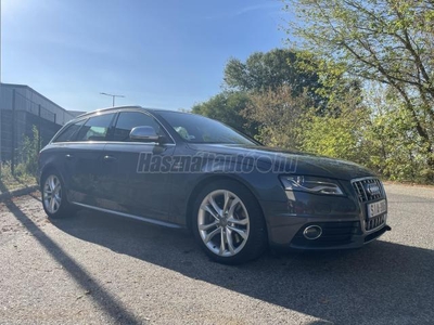 AUDI S4 Avant 3.0 V6 TFSI quattro