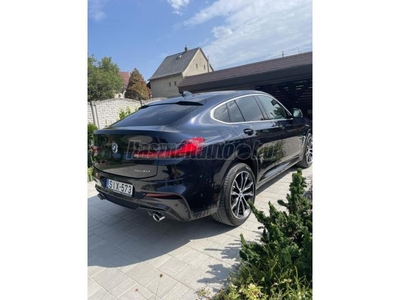 BMW X4 xDrive30d M Sport X (Automata) R20 nyári és R20 téli szett külön gyári alufelnin Pirelli gumikkal