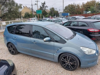 FORD S-MAX 2.2 TDCi Titanium-S DPF Xenon-Bőr-Tempomat-Horog-Navi