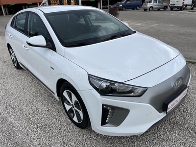 HYUNDAI IONIQ electric Comfort Navi (Automata) KULCS NÉLKÜLI KAMERA TÁVTARTÓTEMPOMAT INFINITY ZENE