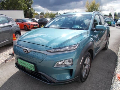 HYUNDAI KONA EV 39kWh Comfort Plus FRISS SZERVIZ!MINT AZ ÚJ!FÜTHETŐ ÜLÉS-KORMÁNY!GPS!HUD!GARANCIA 2025.05.19!