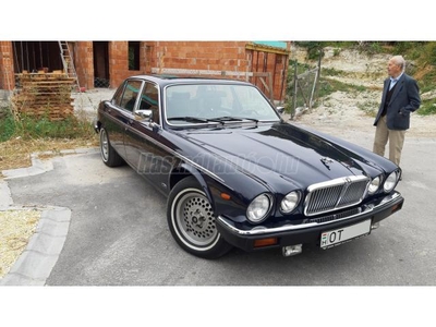 JAGUAR XJ 4.2 Swiss (Automata) XJ6S III